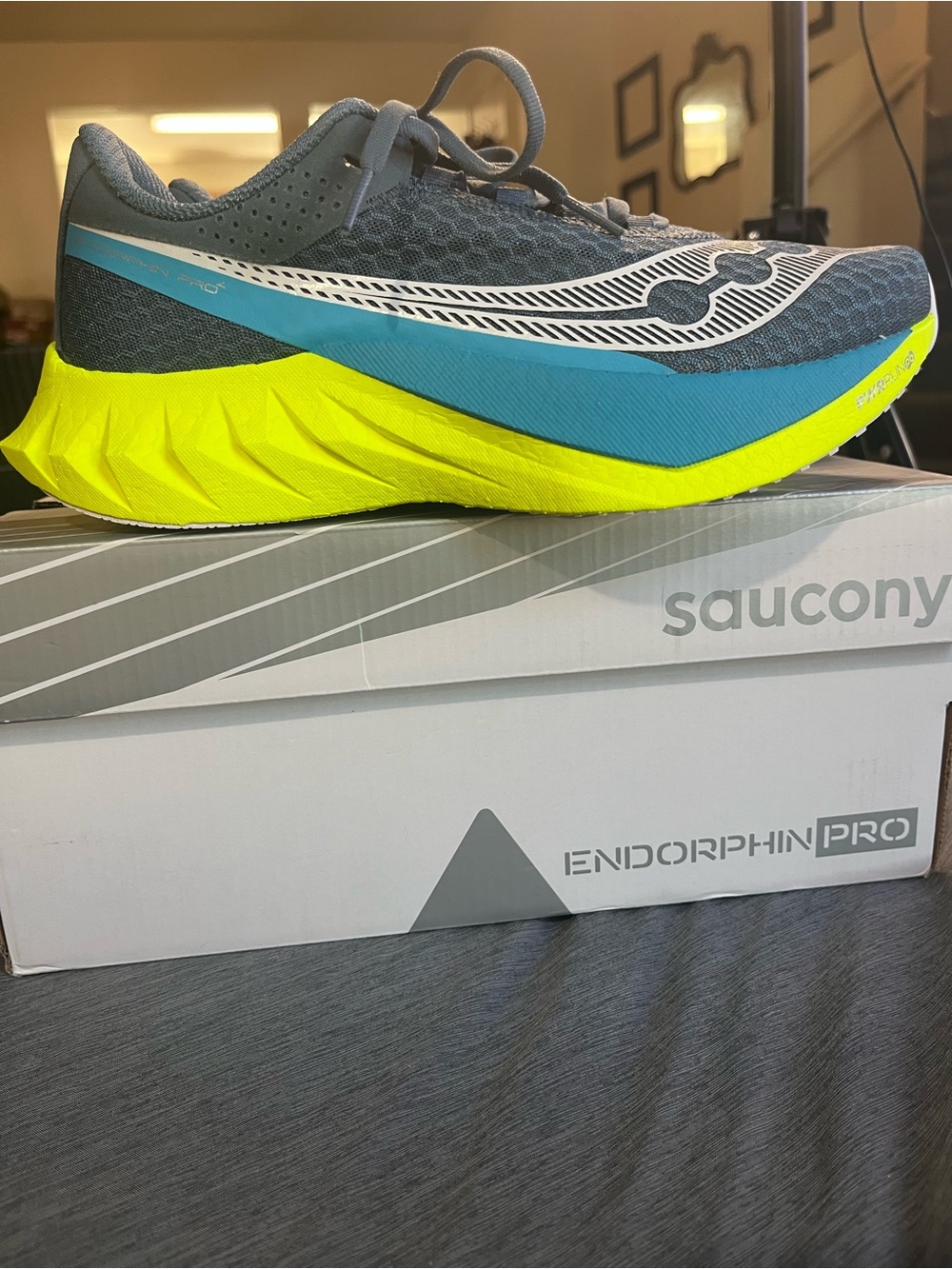 Saucony Endorphin Pro 4 Gray, Blue & Neon Yellow